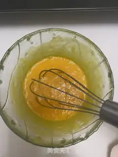 Make A simple home-based egg tarts step 3
