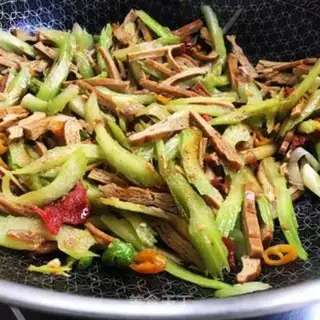 Make Celery fried dry step 9