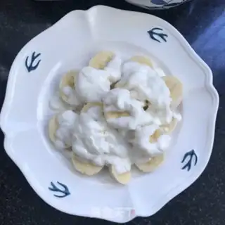Make Blueberry banana yogurt step 4