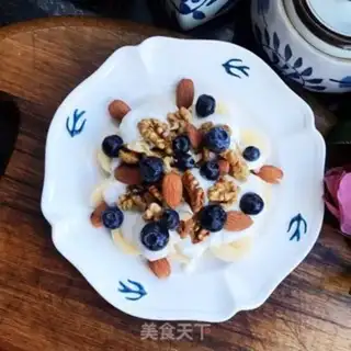 Make Blueberry banana yogurt step 7