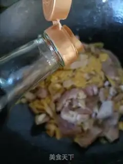 Make Sour sauce and lamb soup step 8