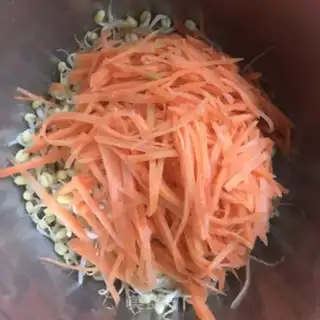 Make Spinach Sprout step 5