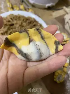 Make Tiger-skinned dumplings step 16