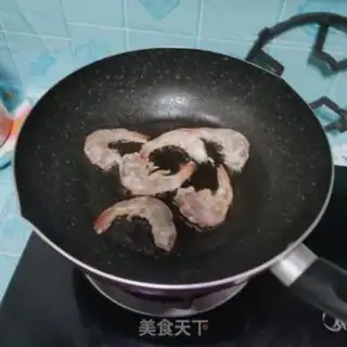 Make Garlic shrimp step 4