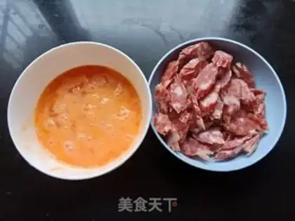 Make Eggs fried with broad sausages step 0