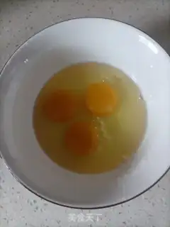 Make Garlic mushroom fried eggs step 7