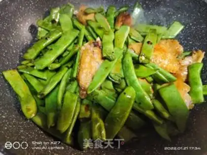Make A chicken with wings and beans step 10