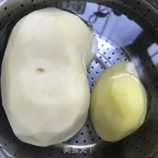 Make Oily potatoes step 0