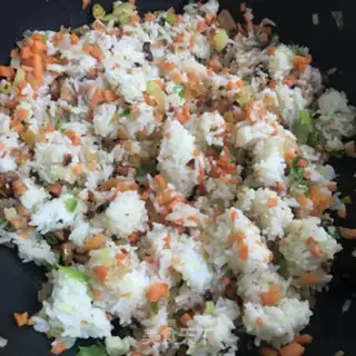 Make Chicken fried rice step 7