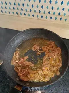 Make Pepper beef step 1