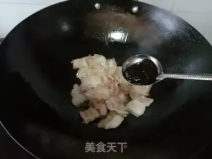 Make Garlic sprouts back to the pot step 5