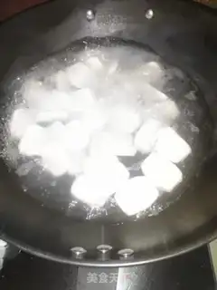 Make Scrambled deer sausage step 4