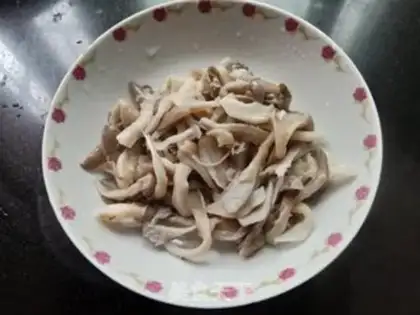 Make Smash the mushrooms step 3