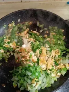 Make Eggs and cabbage step 4