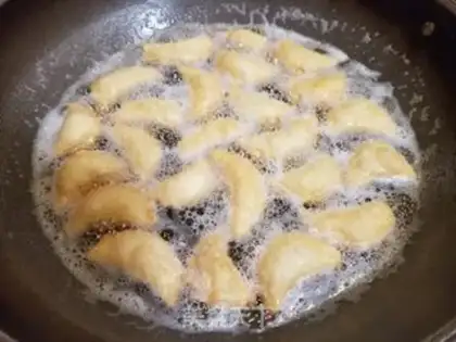 Make A wide-ang corner boy step 12