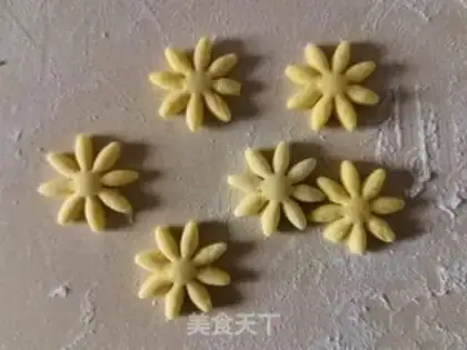 Make Cherry blossoms step 5