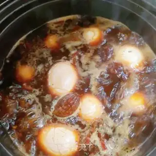 Make Five halo eggs step 5