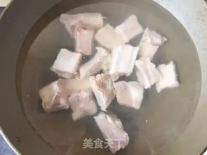 Make Spicy water boiled ribs step 1