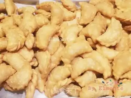 Make A wide-ang corner boy step 15