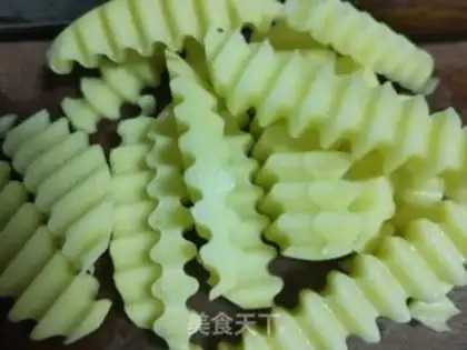 Make Five flowers with potatoes step 2