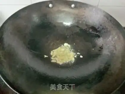 Make Pyramids for eggs step 3