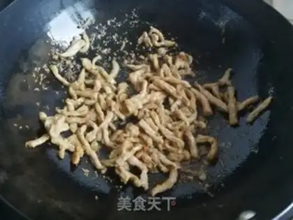 Make Mushroom carrots, fried meat step 2