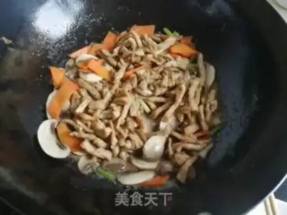 Make Mushroom carrots, fried meat step 5