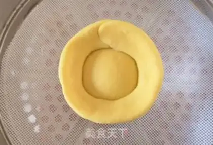 Make The treasure pot step 3