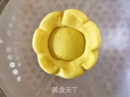 Make The treasure pot step 4