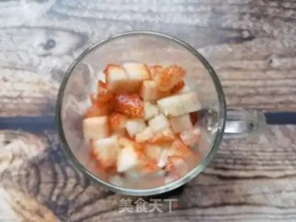 Make Olive Strawberry Butter Sour Cup step 6