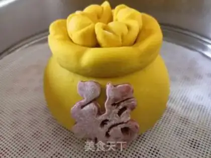 Make The treasure pot step 10