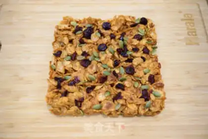 Make Corn chip energy bar step 8