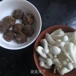 Make Beefball egg noodles step 2