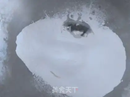 Make Hand grab cake step 0