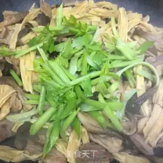 Make Five flowers and a moose mushroom step 8