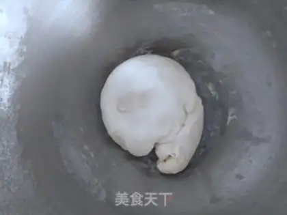 Make Hand grab cake step 1