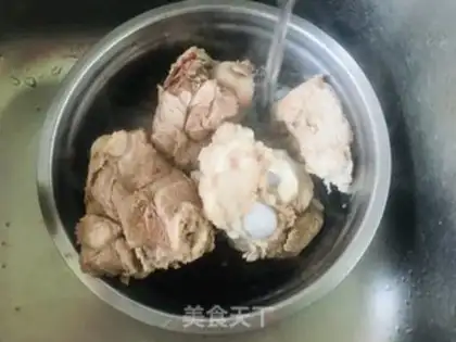Make Big bone soup step 1