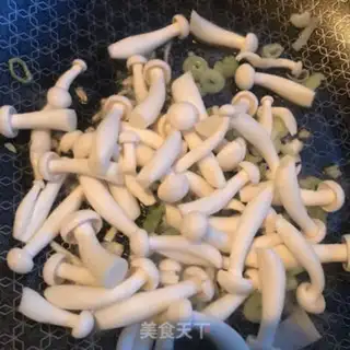 Make Beefball egg noodles step 4