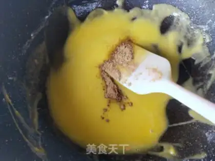 Make Hand grab cake step 5