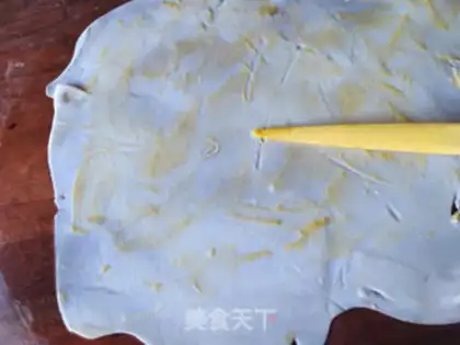 Make Hand grab cake step 7