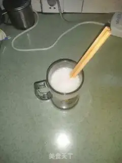 Make walnut milk and red fries step 2