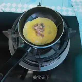 Make Spinach omelet soup step 1