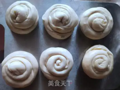 Make Hand grab cake step 11