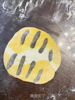 Make Tiger-skinned dumplings step 3