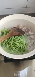 Make Blue radish fan beet soup step 5