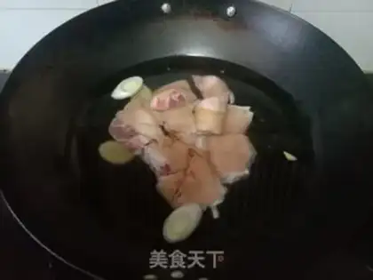 Make Hot pig hoof step 1