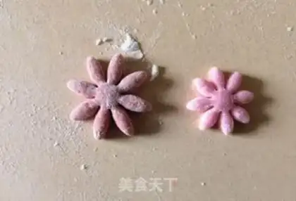 Make Poppy buns step 12