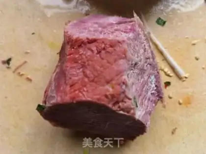 Make Spicy hands tore beef step 0