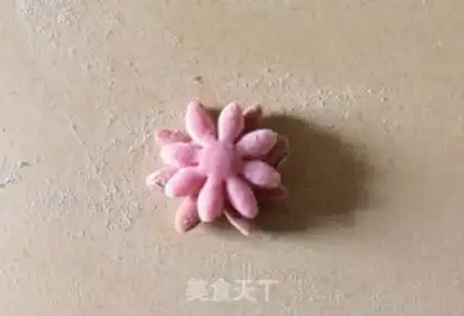 Make Poppy buns step 13