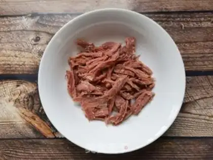 Make Spicy hands tore beef step 1